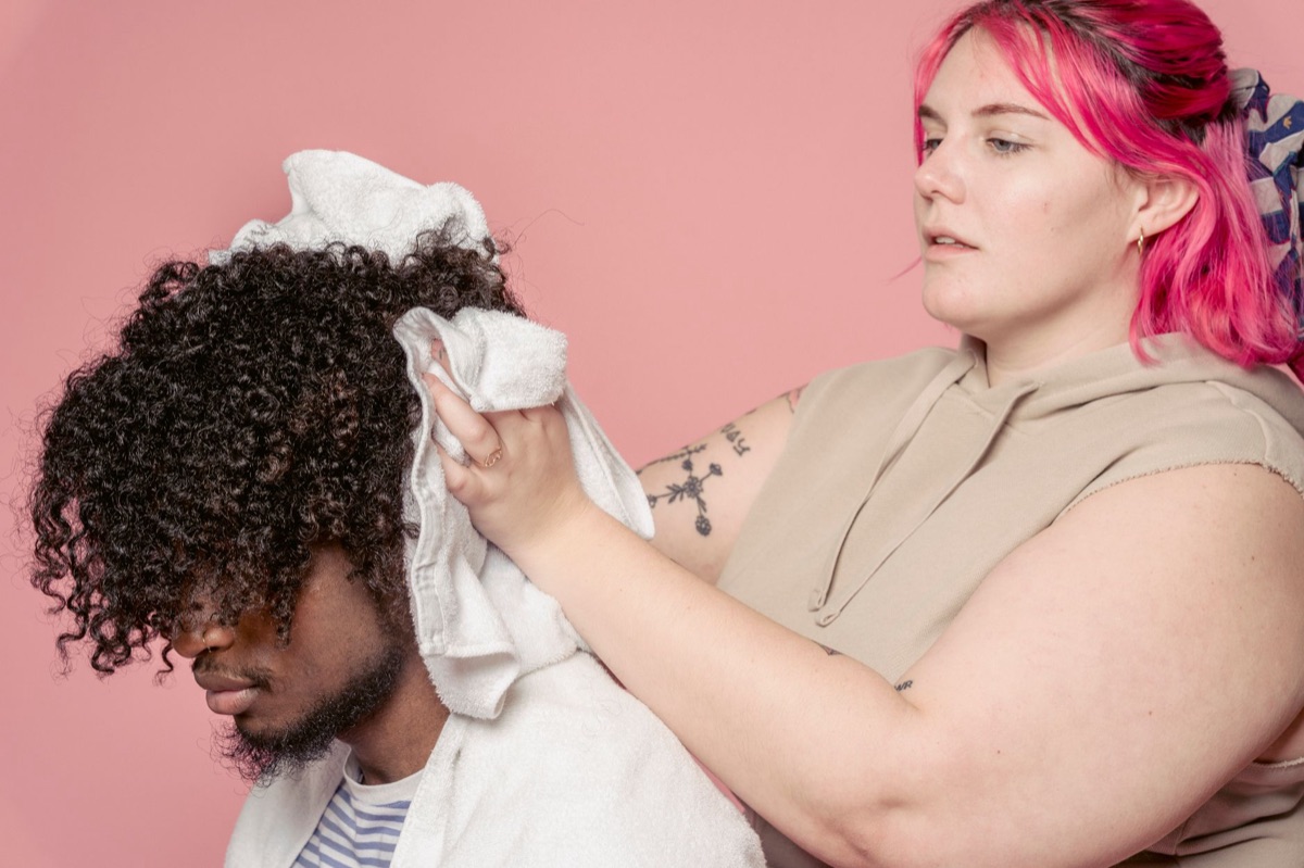 Asciugatura capelli dopo trattamento